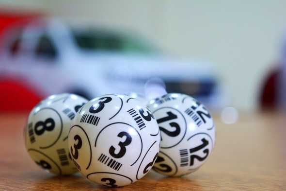 Pros and Cons of Playing the Lottery